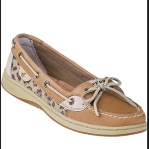 NWOT- Sperry’s  -Leopard